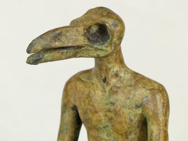 Homme-oiseau en bronze (détail)