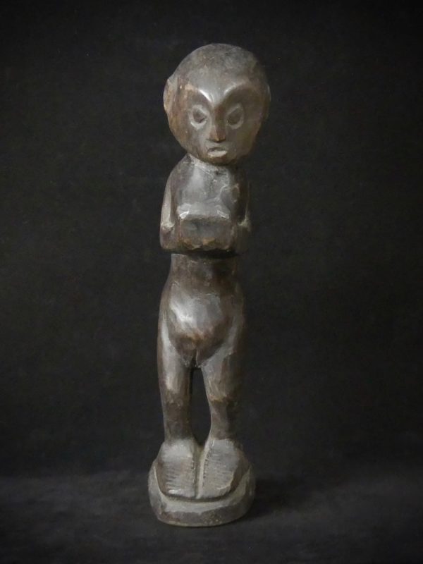 Statue Dayak femme (face)