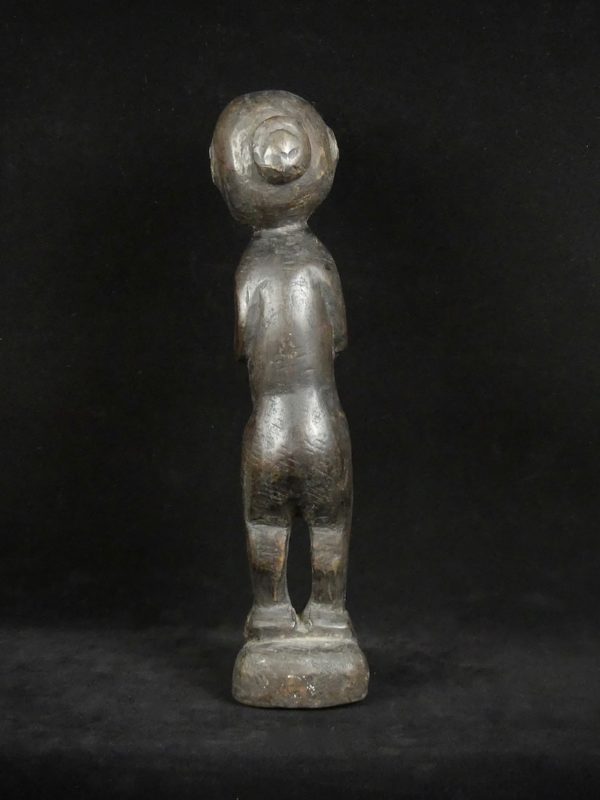 Statue Dayak femme (dos)