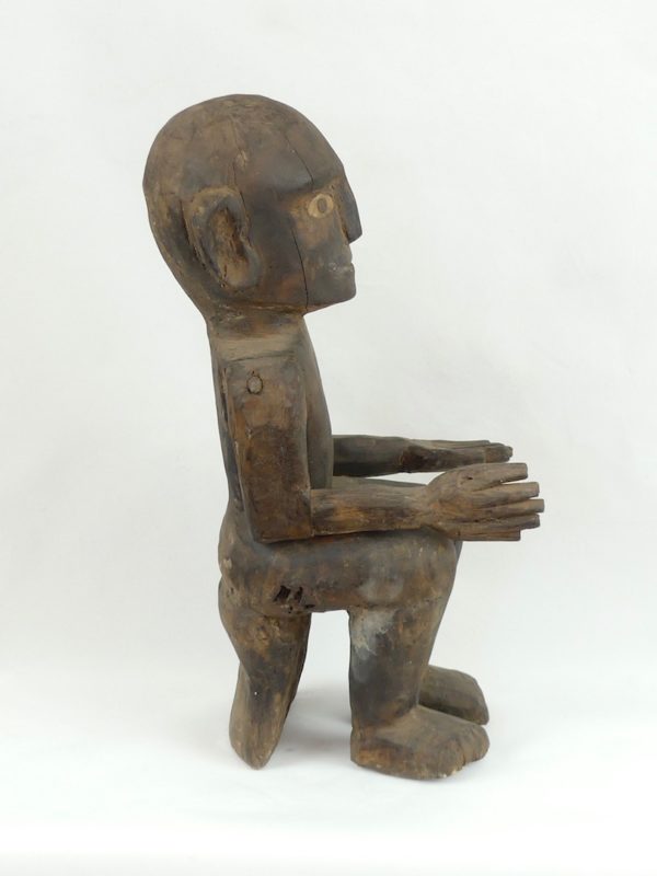 Statue Tau-Tau 1 (profil)