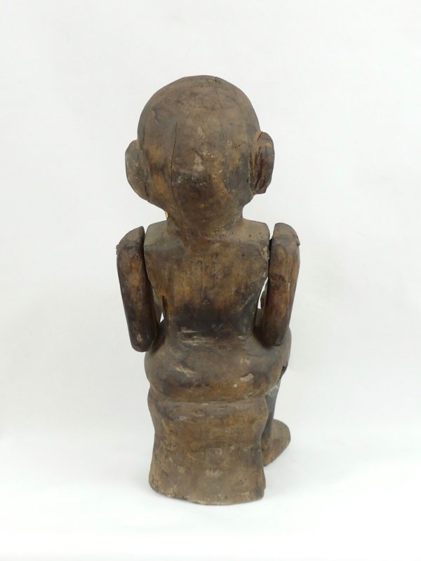 Statue Tau-Tau 1 (dos)