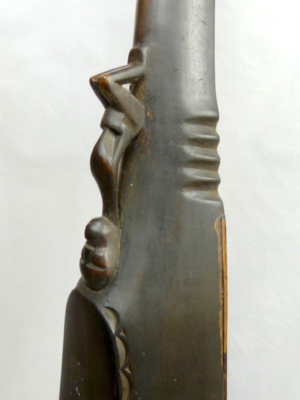Guitare Batak (détail)