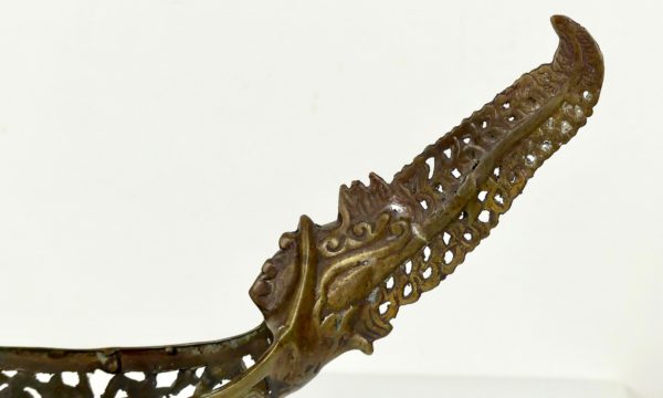 Barque Garuda en bronze (détail-2)