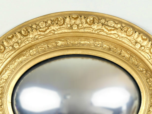 Miroir oval œil de sorcière (détail)