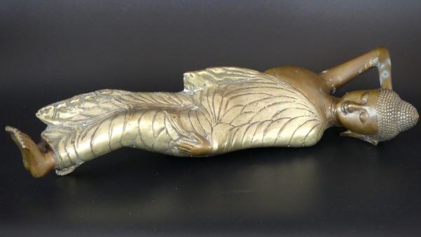 Bouddha couché (dessus)