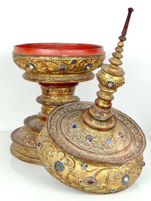 Grand offertoire birman (ouvert)