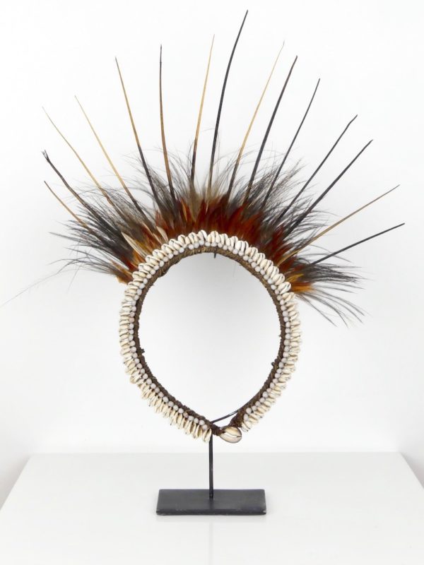 Collier à plumes papou (face)