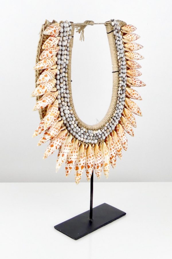 Collier papou de Mitra Mitra (3/4)