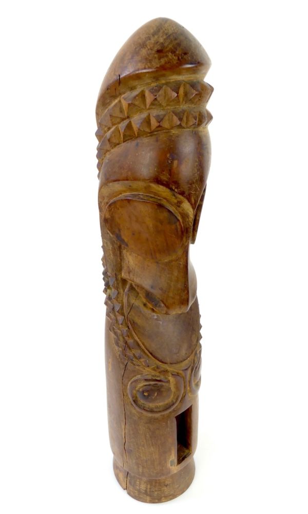 Tambour du Vanuatu (3/4 plongée)