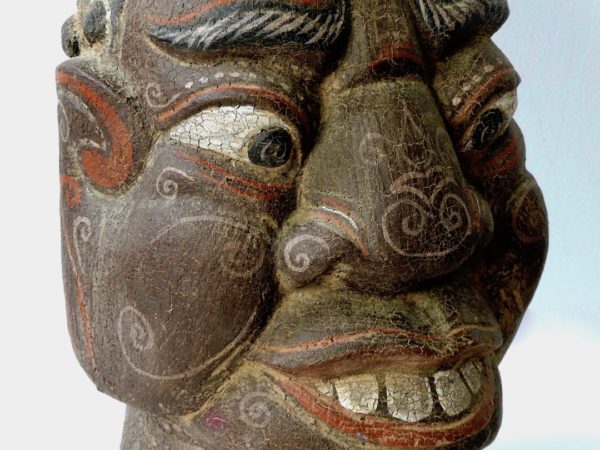 Tête sculptée Naga – Image 6