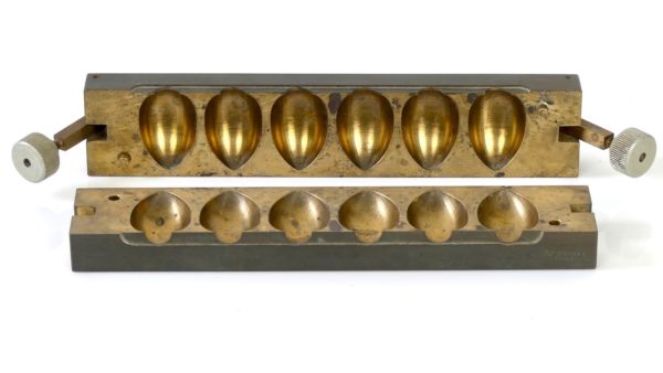Moule à ovule (ouvert)