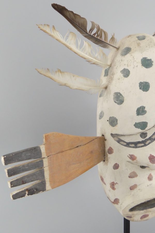 Masque Yupik Esprit à plumes (bras 2)