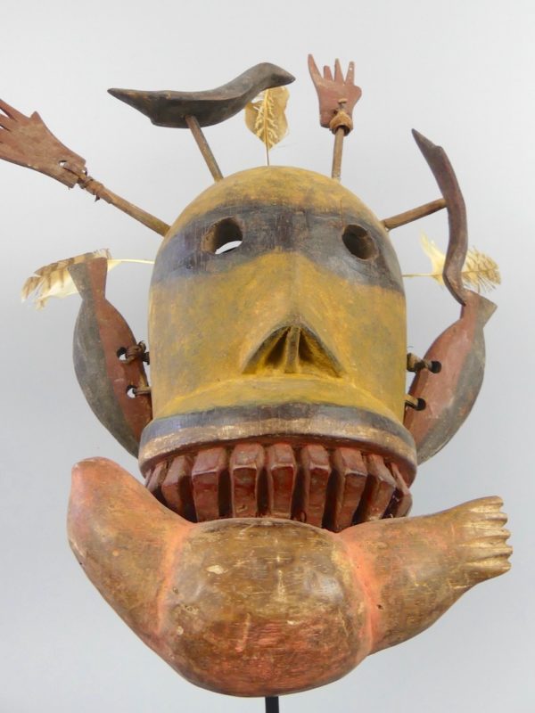 Masque Esprit jaune et noir Yupik (dessous)