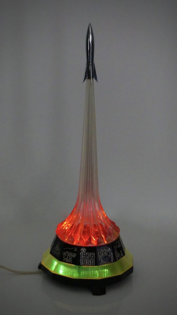 Lampe fusée Raketa CCCP (allumé)