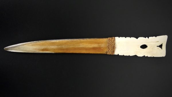 Coupe papier polynésien Tiki (dos)