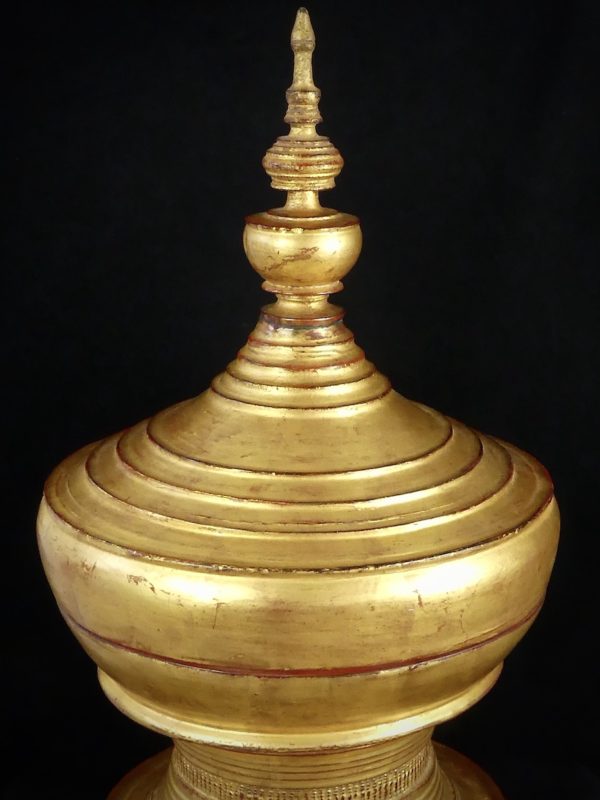 Grand offertoire Hsun-ok doré (stupa)