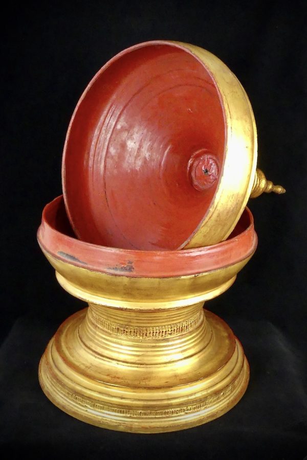 Grand offertoire Hsun-ok doré (ouvert)