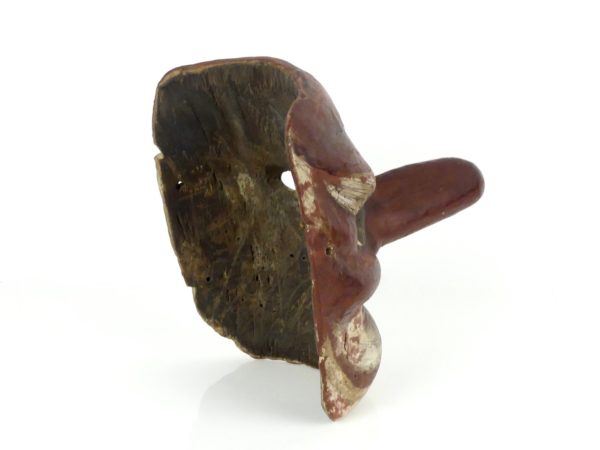 Masque ancien Tengu en bois (3/4 dos)