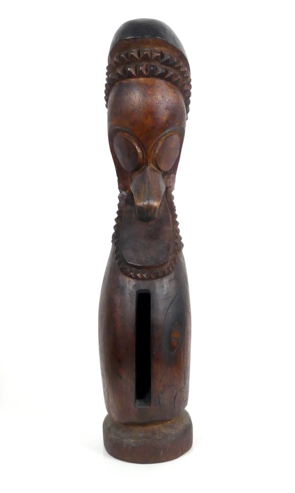 Grand tambour à fente du Vanuatu (face)