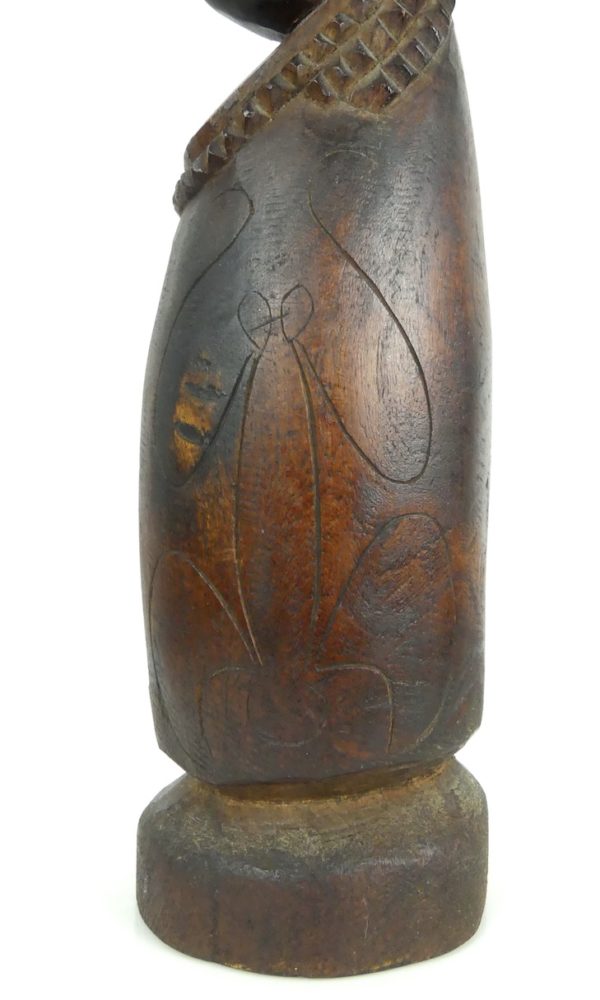 Grand tambour à fente du Vanuatu (détail)