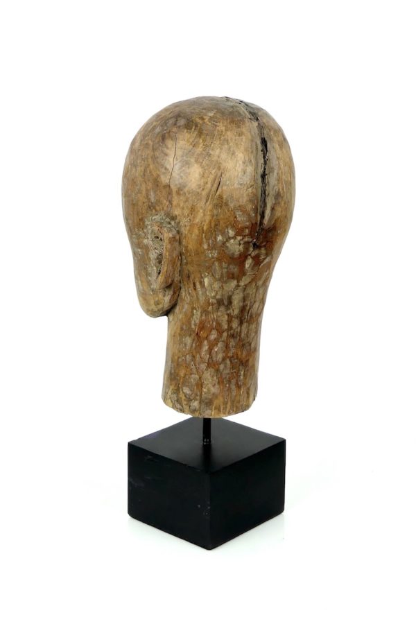 Grande tête de Tau-Tau (3/4 dos)