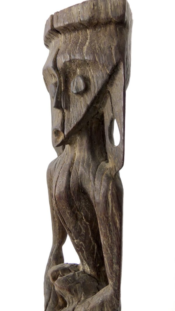 Statue Modang de Kalimantan (détail 3/4)