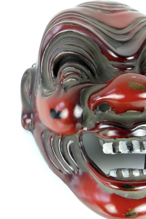 Masque Bukaku de Heishitori rouge (détail)