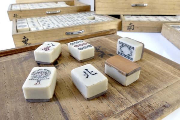 Jeu de Mahjong ancien (détail 5)