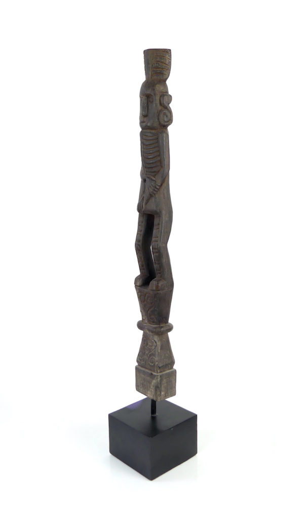 Statue d’ancêtre squelettique Timor (3/4)