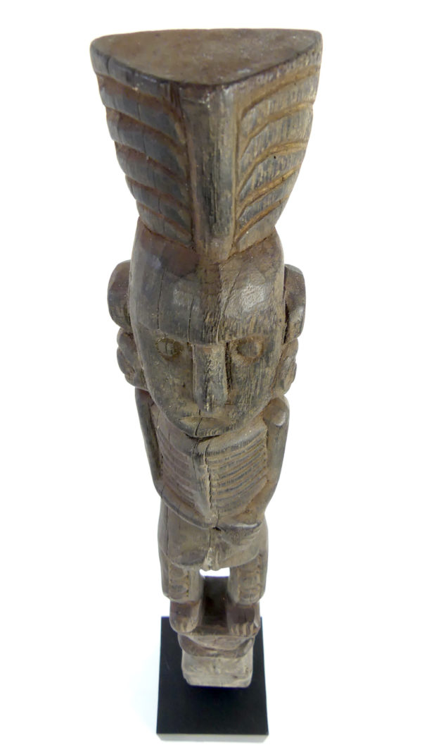 Statue d’ancêtre squelettique Timor (dessus)