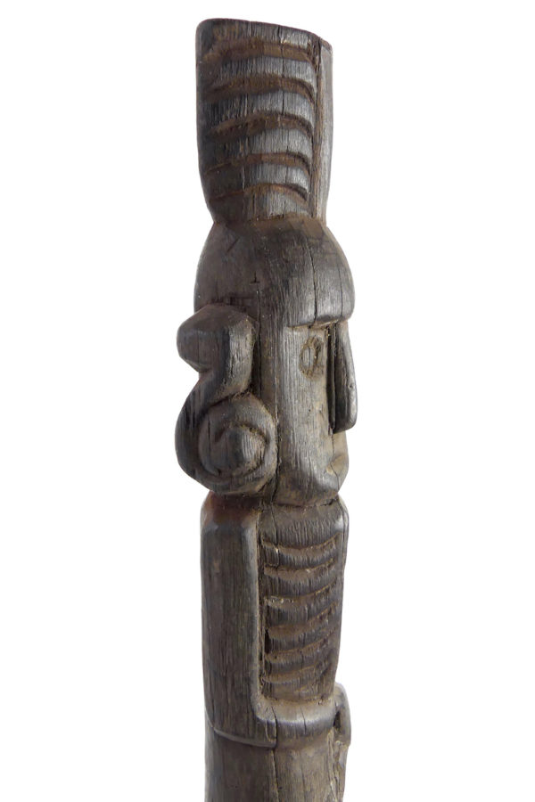 Statue d’ancêtre squelettique Timor (détail tête)