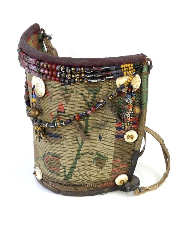 Porte-bébé Dayak aux 3 grelots (3/4)