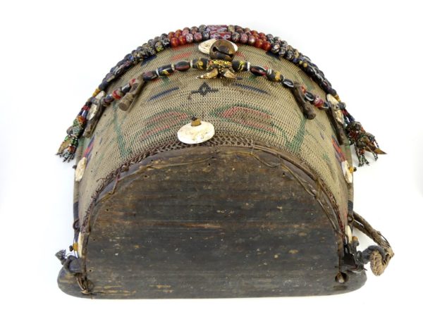 Porte-bébé Dayak aux 3 grelots (dessous)