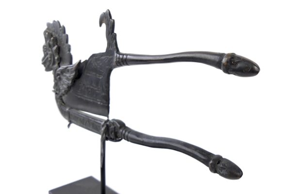 Ancien coupe bétel dragon en bronze (détail 3/4 dos)