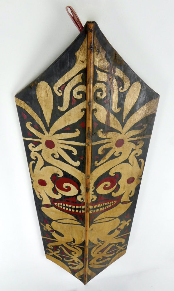 Bouclier Dayak Kalimantan (détail dessus)