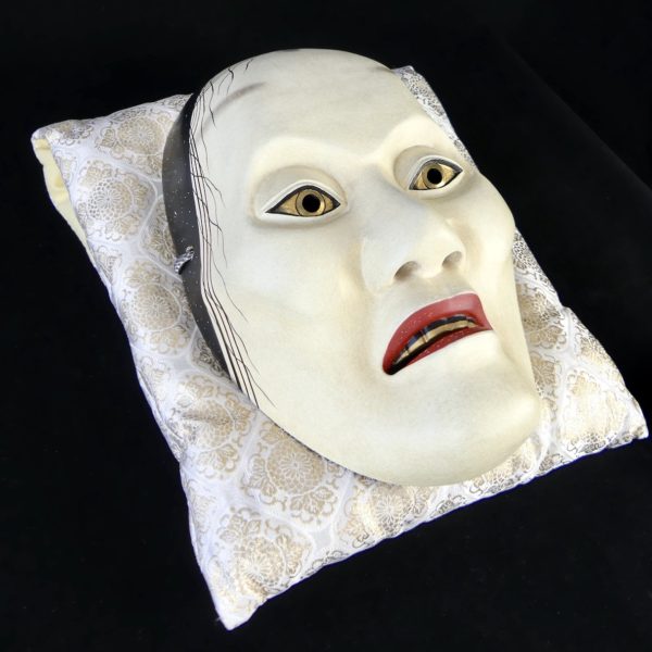 Masque ryô no onna ancien (3/4)