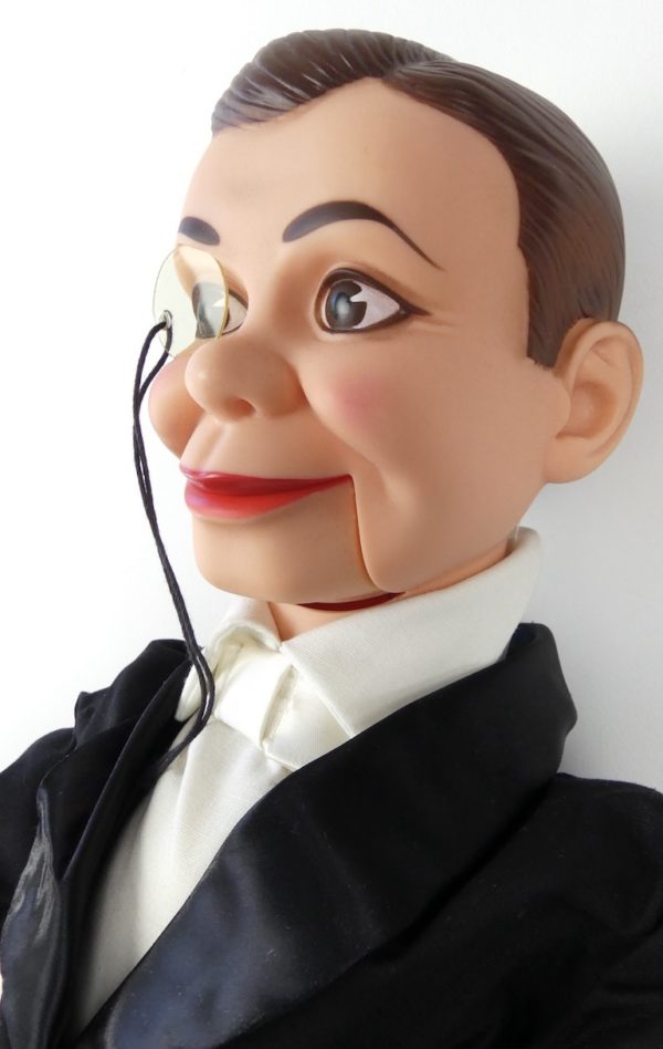 Poupée rare de ventriloque Charlie McCarthy neuve (détail 3/4)