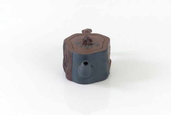Petite théière chinoise ancienne de Yixing (face)