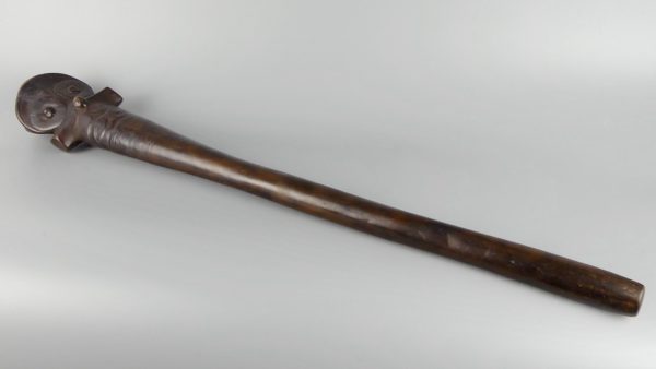 Massue de guerre u’u des îles Marquises (3/4)
