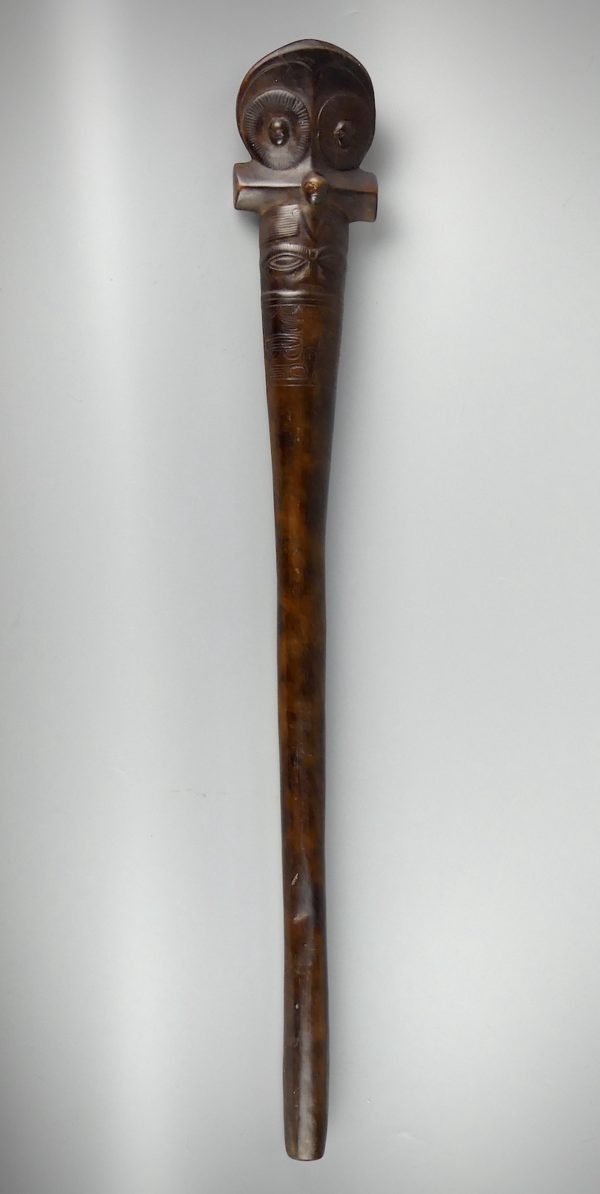Massue de guerre u’u des îles Marquises (face 2)