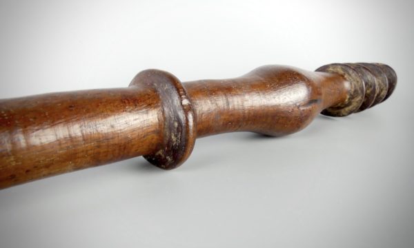 Massue de guerre du Vanuatu (détail tête)