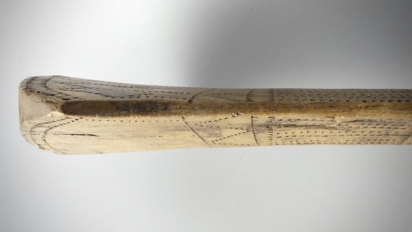 Massue de guerre fa’aautaliga Samoa (détail tranche)