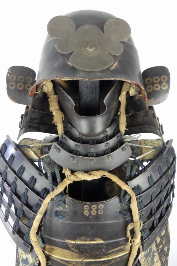 Armure japonaise de samouraï Yoroi (casque face)