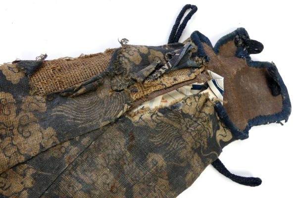 Armure japonaise de samouraï Yoroi (détail intérieur manche)