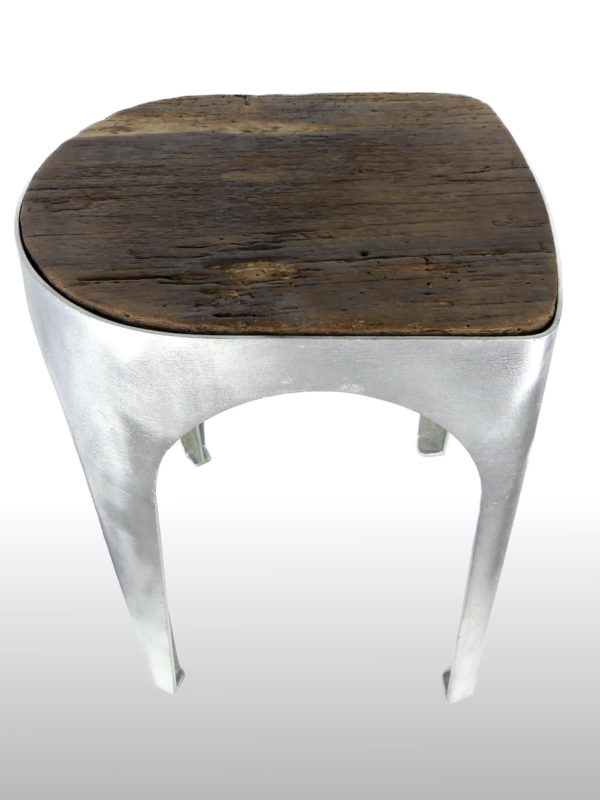 Tabouret industriel d’atelier (dessus profil)