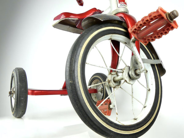 Tricycle Junior AMF rouge et blanc USA (détail 3)