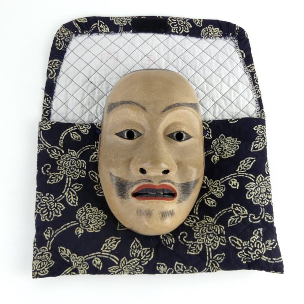 Masque Ayakashi en bois (face et pochette ouverte)