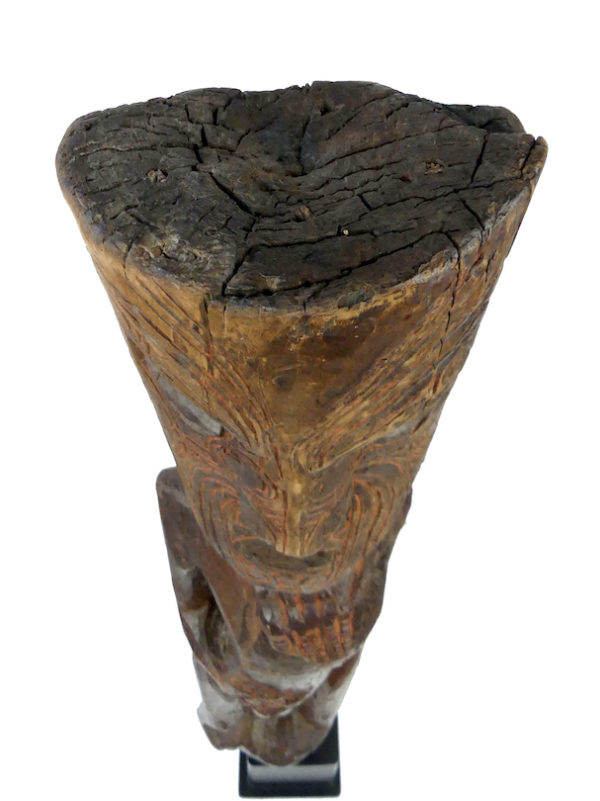 Grand Teko Teko Maori ancien (dessus)