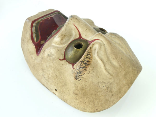 Vieux masque Kurohige dieu dragon (dessus 3/4)