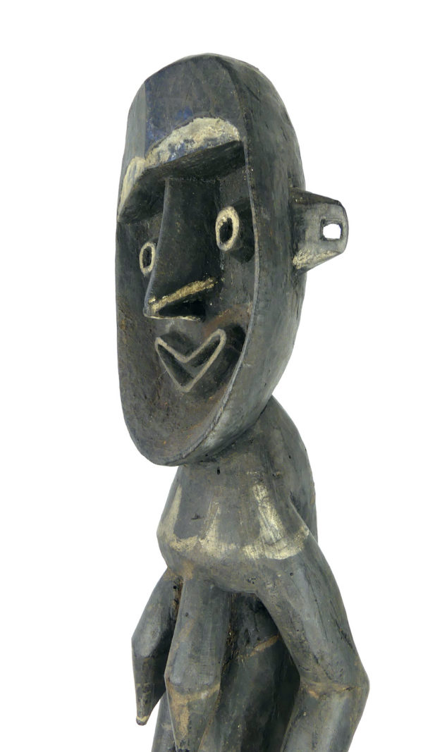 Sculpture féminine Nogwi Kwoma (détail 3/4)